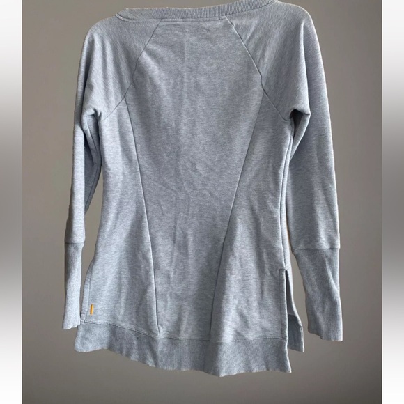 Lucy Sweatshirt Womens Size XS Gray  Neck Pullover Ladies Top Slit Sides - Picture 3 of 9